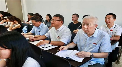 状态满格！福州工商学院开学了！